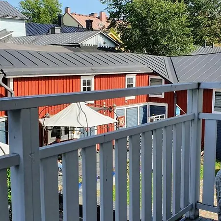 Helmen Budoaari * Porvoo